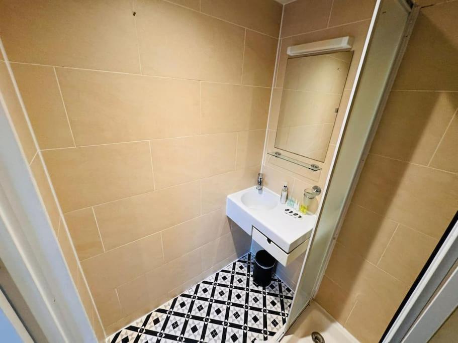 Trio'S Haven In Portebello Road Лондон Екстериор снимка